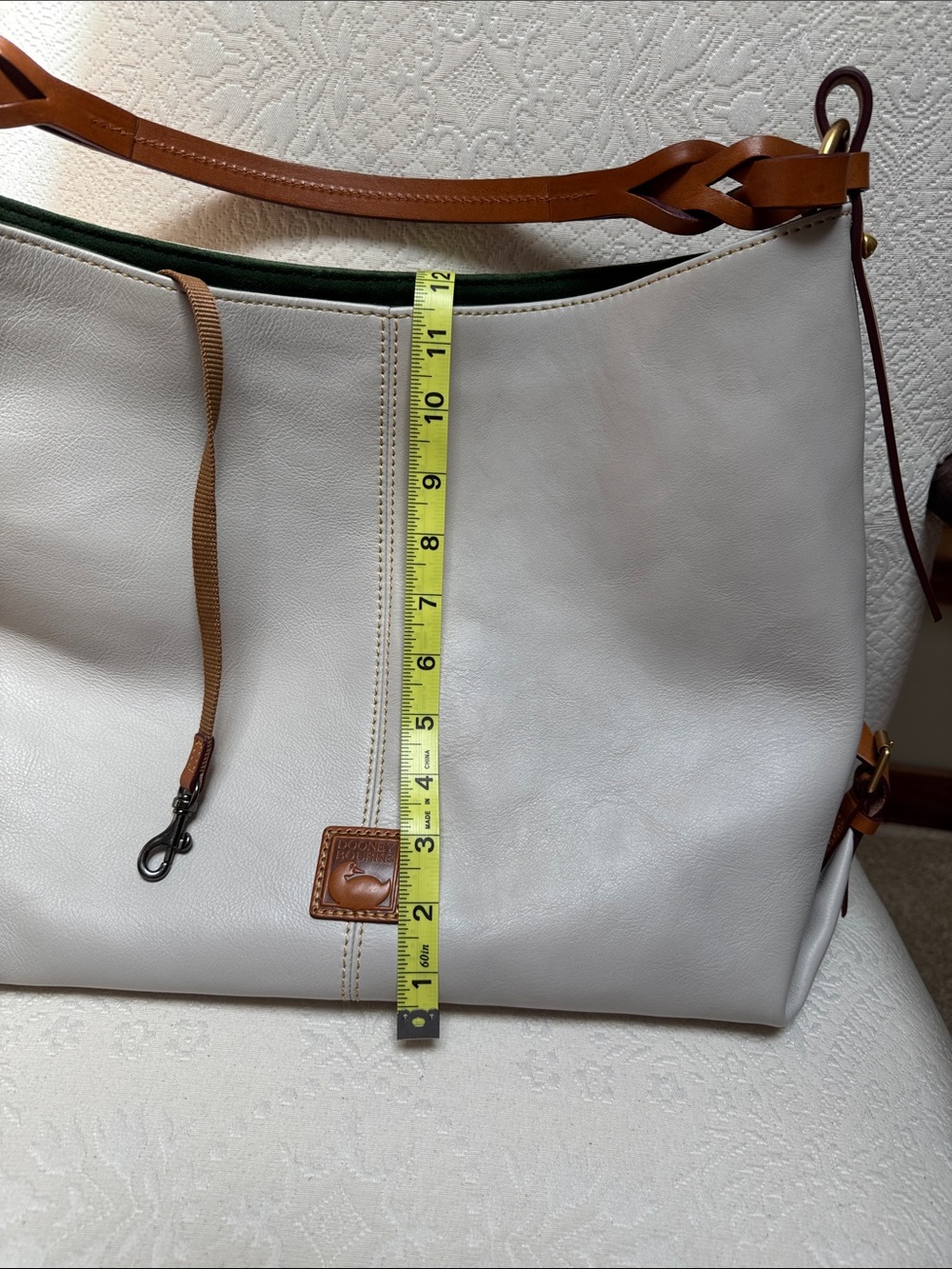 Dooney & Bourke Florentine leather medium sac with twisted strap Ecru EUC - Picture 12 of 13